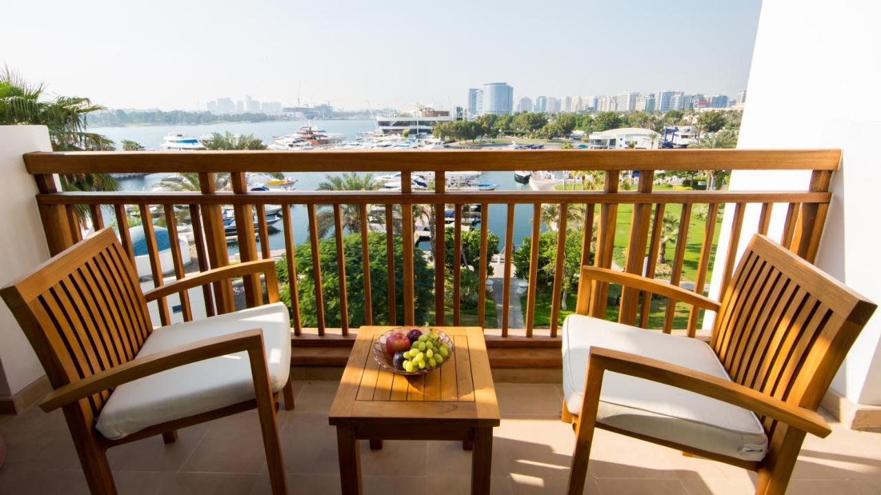 Hotel Park Hyatt Dubai Esterno foto A balcony
