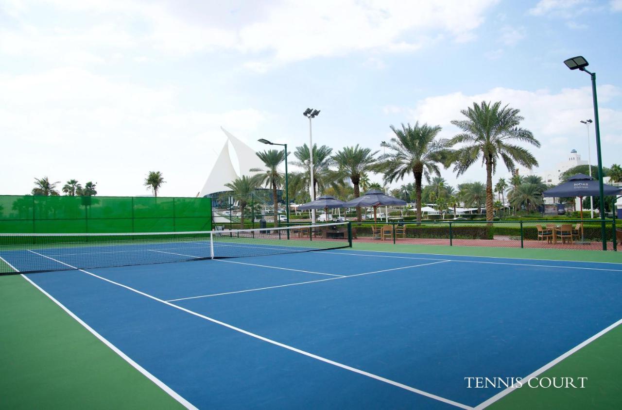 Hotel Park Hyatt Dubai Esterno foto Tennis Court